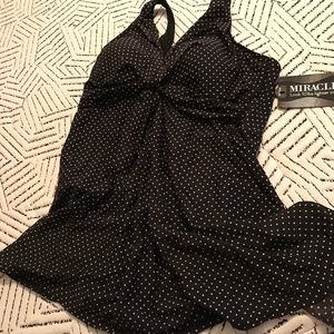 Miracle Suit Swimming Suit NWT Size 20W
